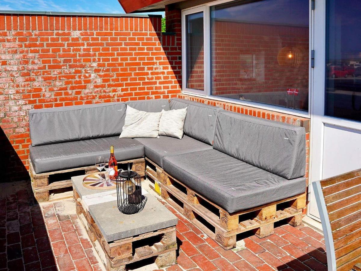 5 Person Holiday Home In Henne Henne Strand Bagian luar foto